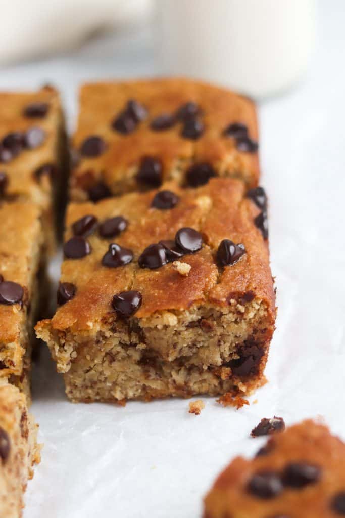 chickpea banana blondies 