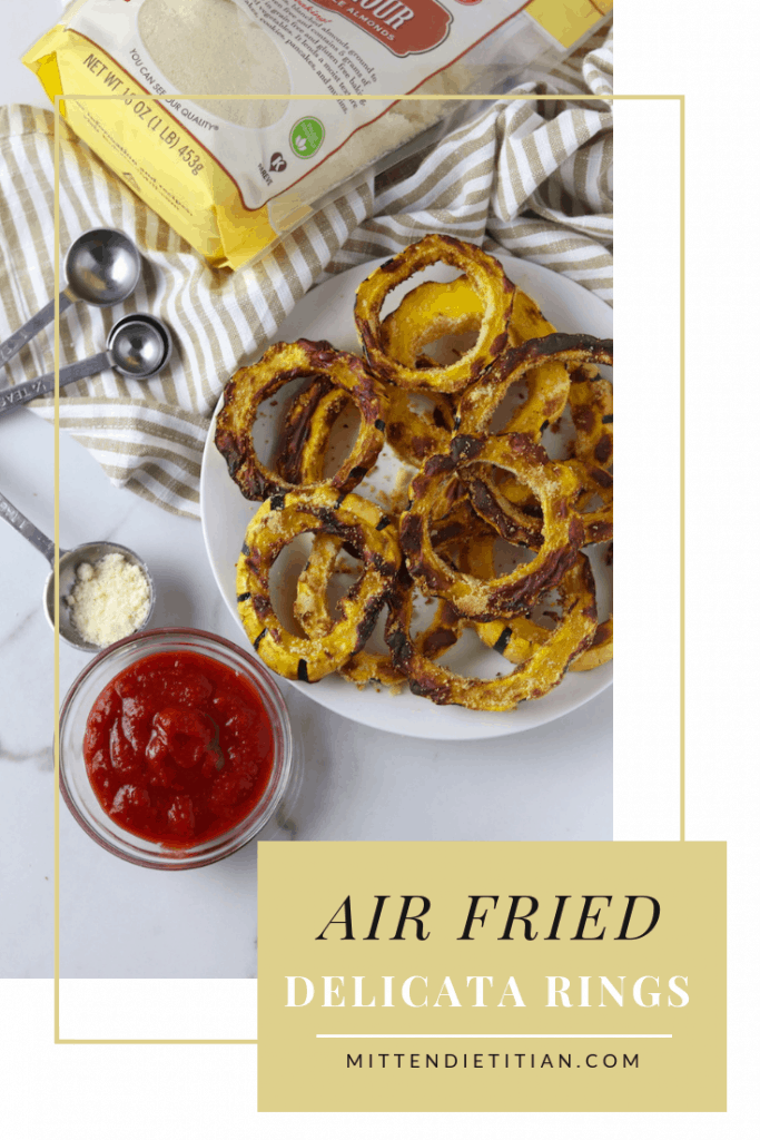 These easy air fried delicata rings are a healthier alternative to fries and onion rings!!! #easy #healthy #delicata #airfryer #yum