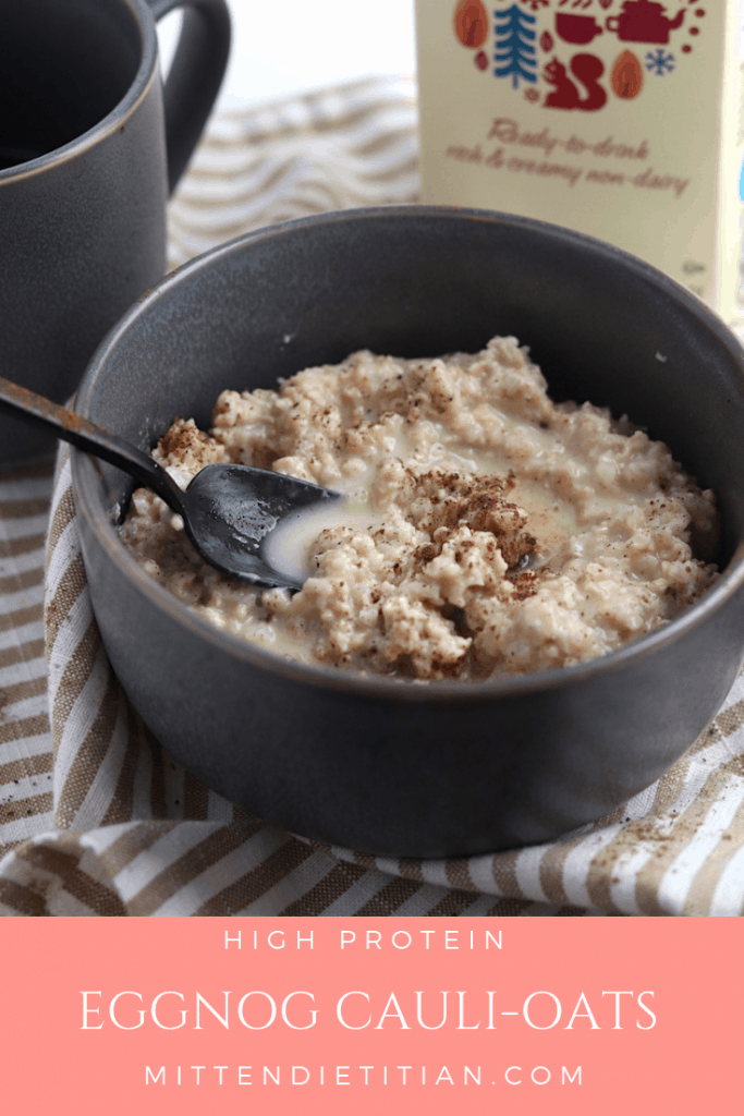 These eggnog cauli oats are a delicious way to start you day with protein and whole grains!   #healthy #eggnog #protein #proats #caulioats #ricedcauliflower #easy 