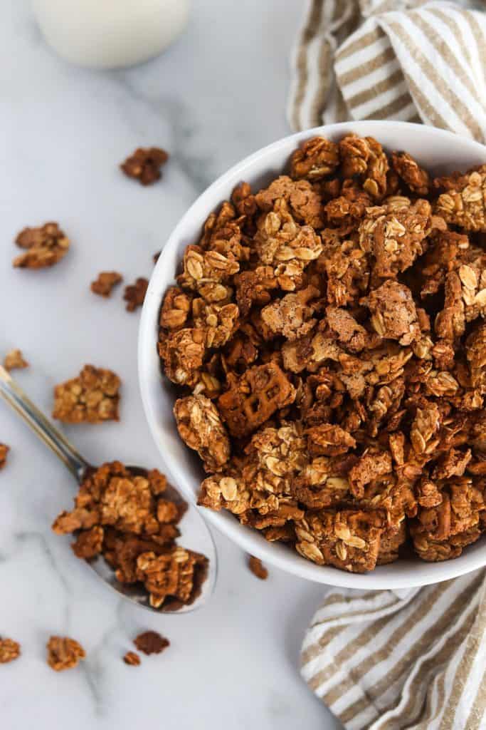 cinnamon pretzel granola 