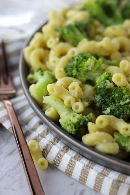 vegan broccoli mac and cheese