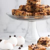 chocolate chip cookie bars