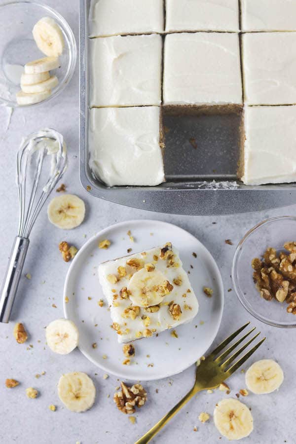 greek yogurt banana slice cake