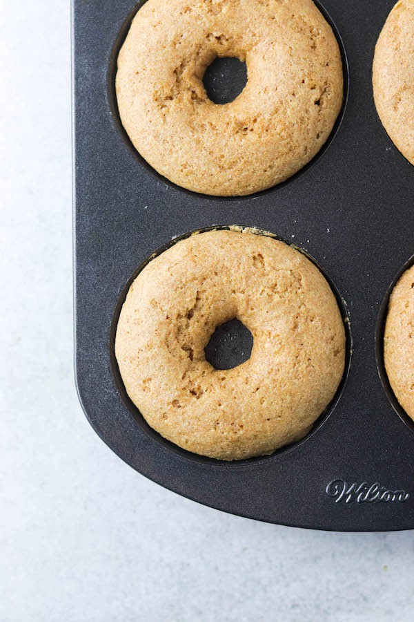 baked whole wheat donuts