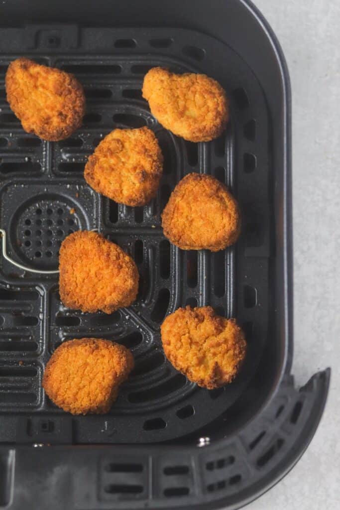 Crispy Air Fryer Frozen Chicken Nuggets - Colleen ...