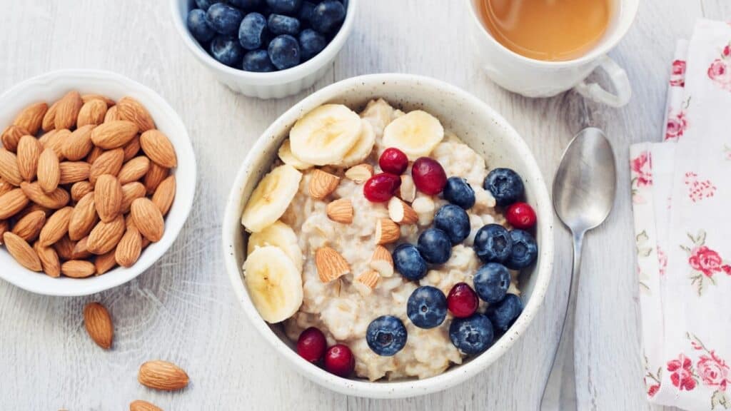 oatmeal to help feeling bloated after eating