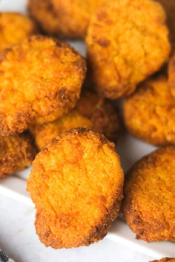 Crispy Air Fryer Frozen Chicken Nuggets - Colleen ...