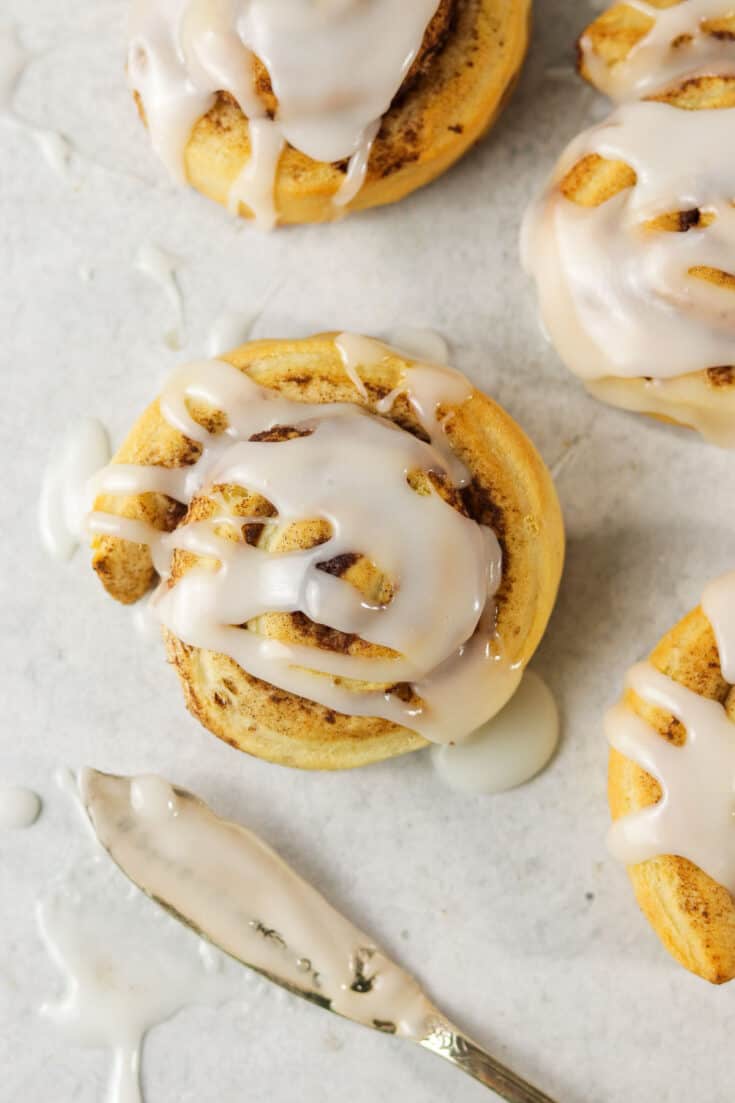 5 Minute Air Fryer Cinnamon Rolls - Colleen Christensen Nutrition