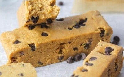 cookie dough protein bars in 5 minutes.