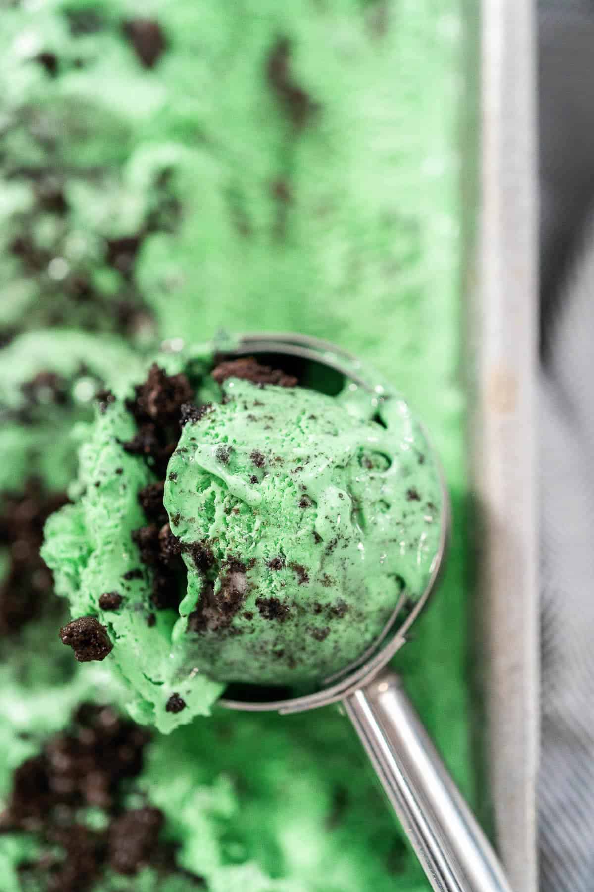 an ice cream scoop with no churn grasshopper ice cream.