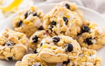the perfect summer cookie - blueberry lemon cookies with lemon glaze.