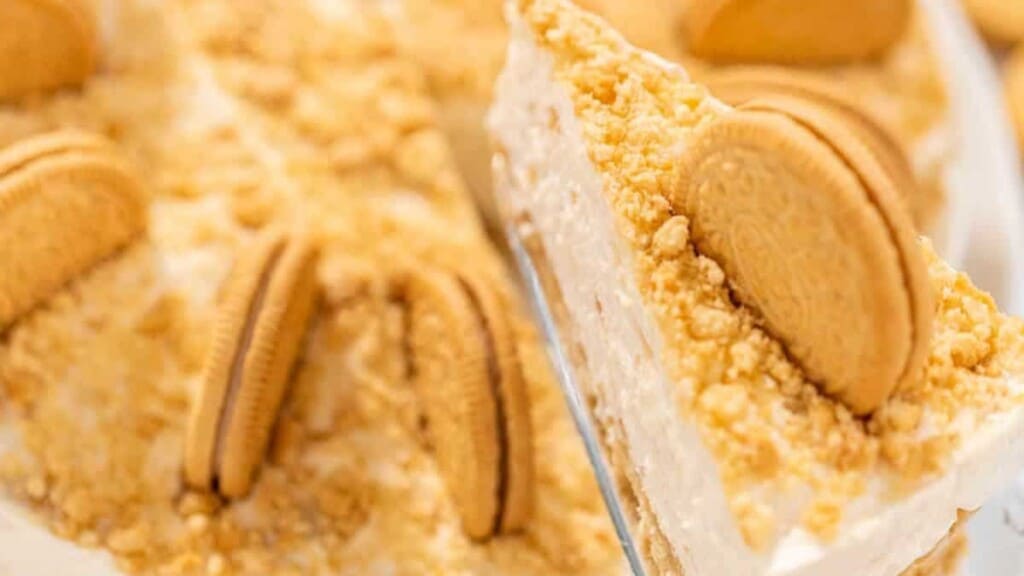 Golden Oreo Cheesecake Slice